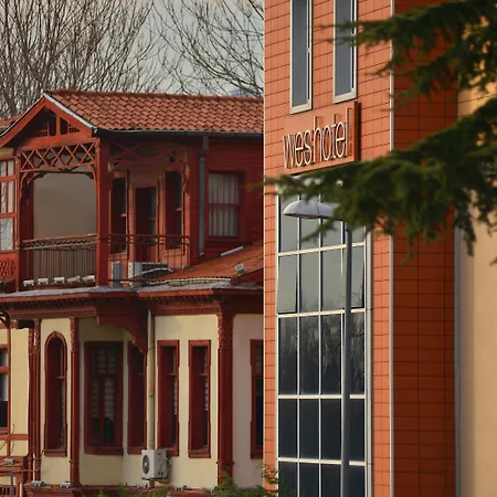 Wes Κοτζαελί