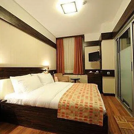 Wes 4* Kocaeli