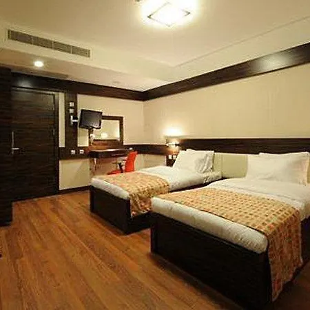 Hotel Wes